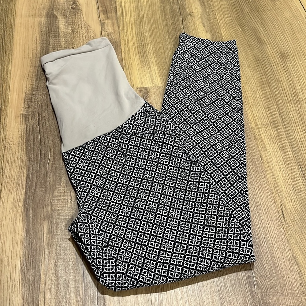 Motherhood Maternity size S pants